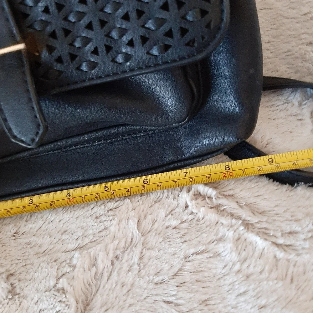 ANTIK KRAFT - Faux Leather Crossbody Snap Front Black - Picture 12 of 13